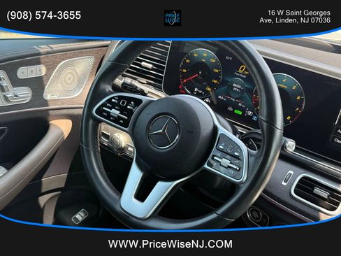 Used 2021 Mercedes-Benz GLS 450 4MATIC image 11