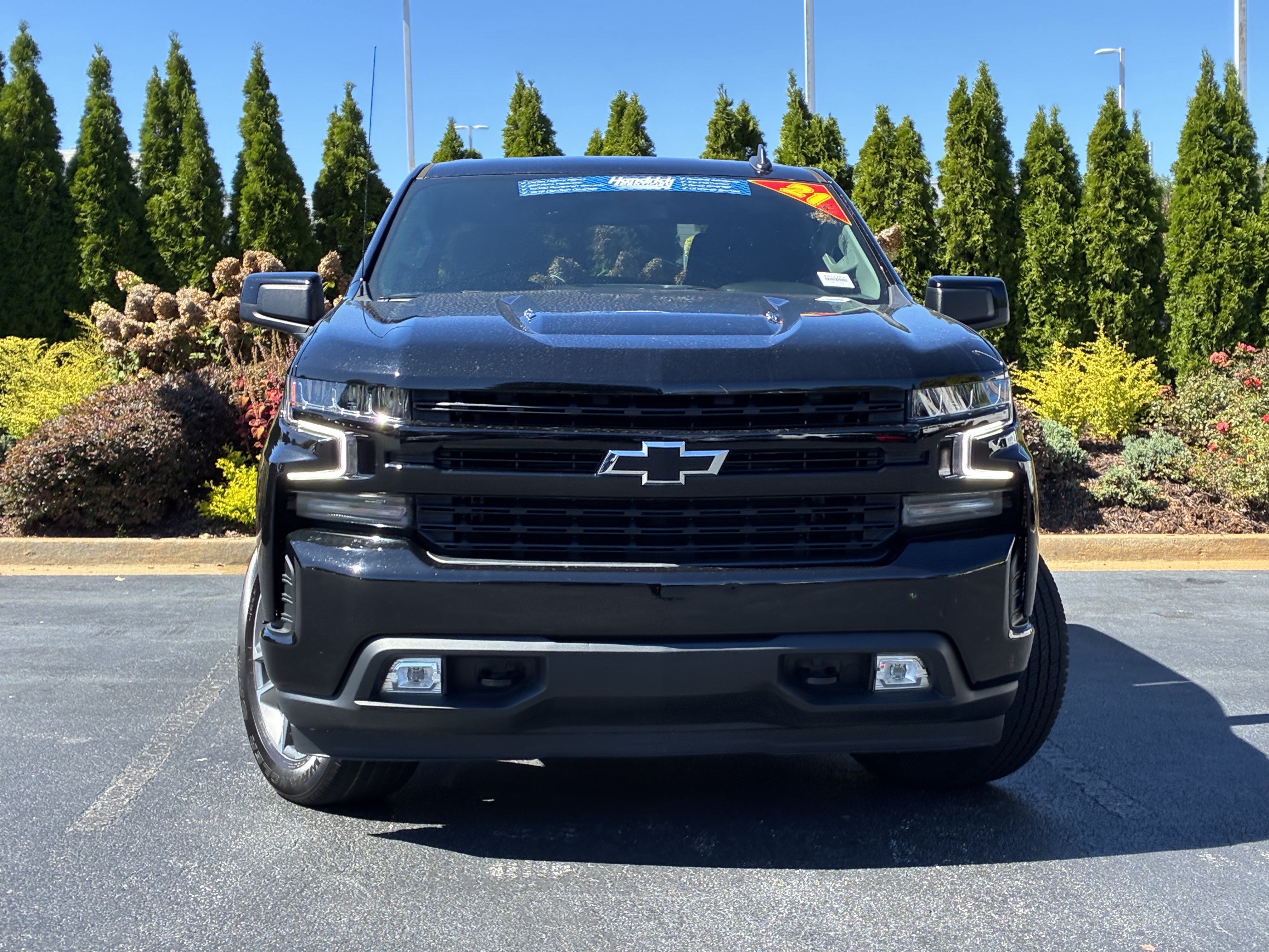 Used 2021 Chevrolet Silverado 1500 RST w/ LPO, Blackout Package AWD/4WD image 5