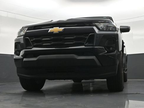 Used 2024 Chevrolet Colorado LT w/ LT Convenience Package RWD image 31