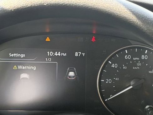 Used 2024 Nissan Kicks SV FWD image 14