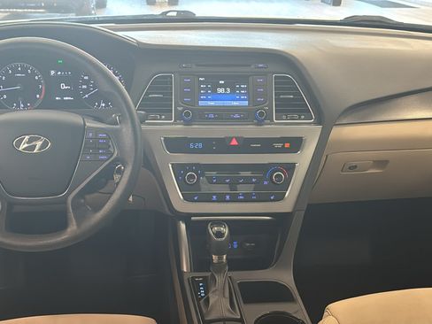 Used 2015 Hyundai Sonata Sport FWD image 11