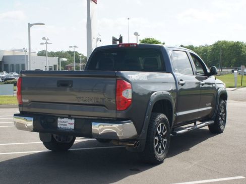 Used 2019 Toyota Tundra SR5 w/ TRD Off Road Package AWD/4WD image 19