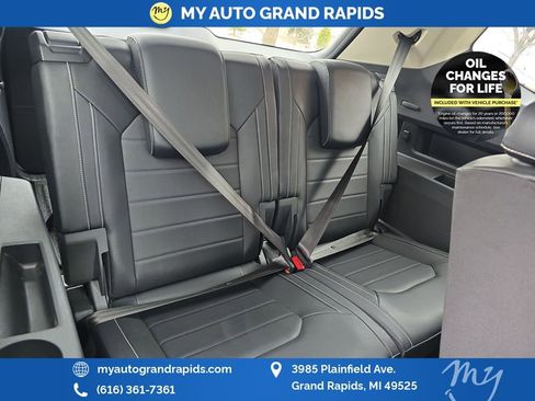 Used 2021 Volkswagen Atlas SEL Premium image 31