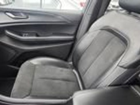Used 2024 Jeep Grand Cherokee Altitude AWD/4WD image 15