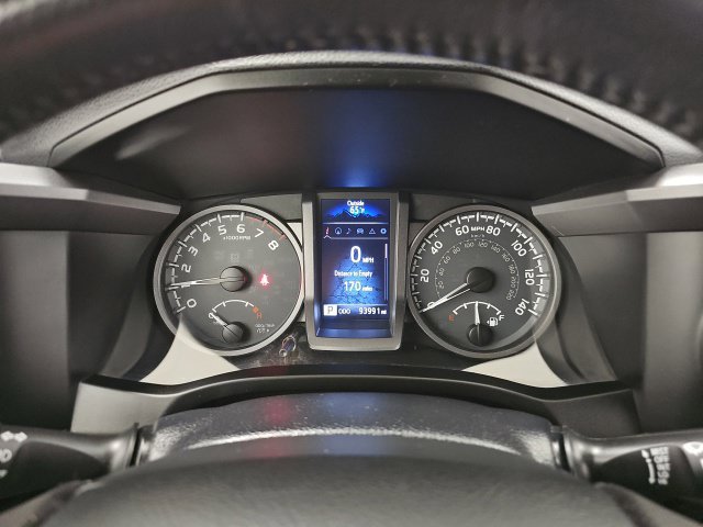 Used 2017 Toyota Tacoma TRD Sport w/ Tow Package (A/T) AWD/4WD image 24