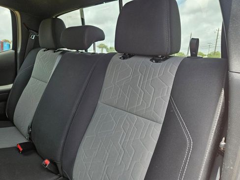 Used 2023 Toyota Tacoma TRD Sport w/ Technology Package image 12