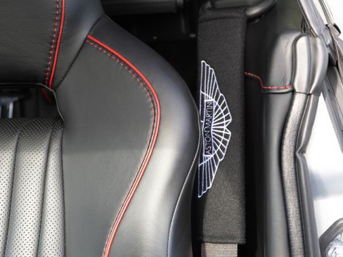 Used 2016 Aston Martin DB9 GT image 14