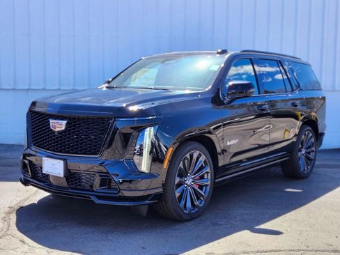 New 2026 Cadillac Escalade V w/ LPO, Floor Liner Package AWD/4WD image 7