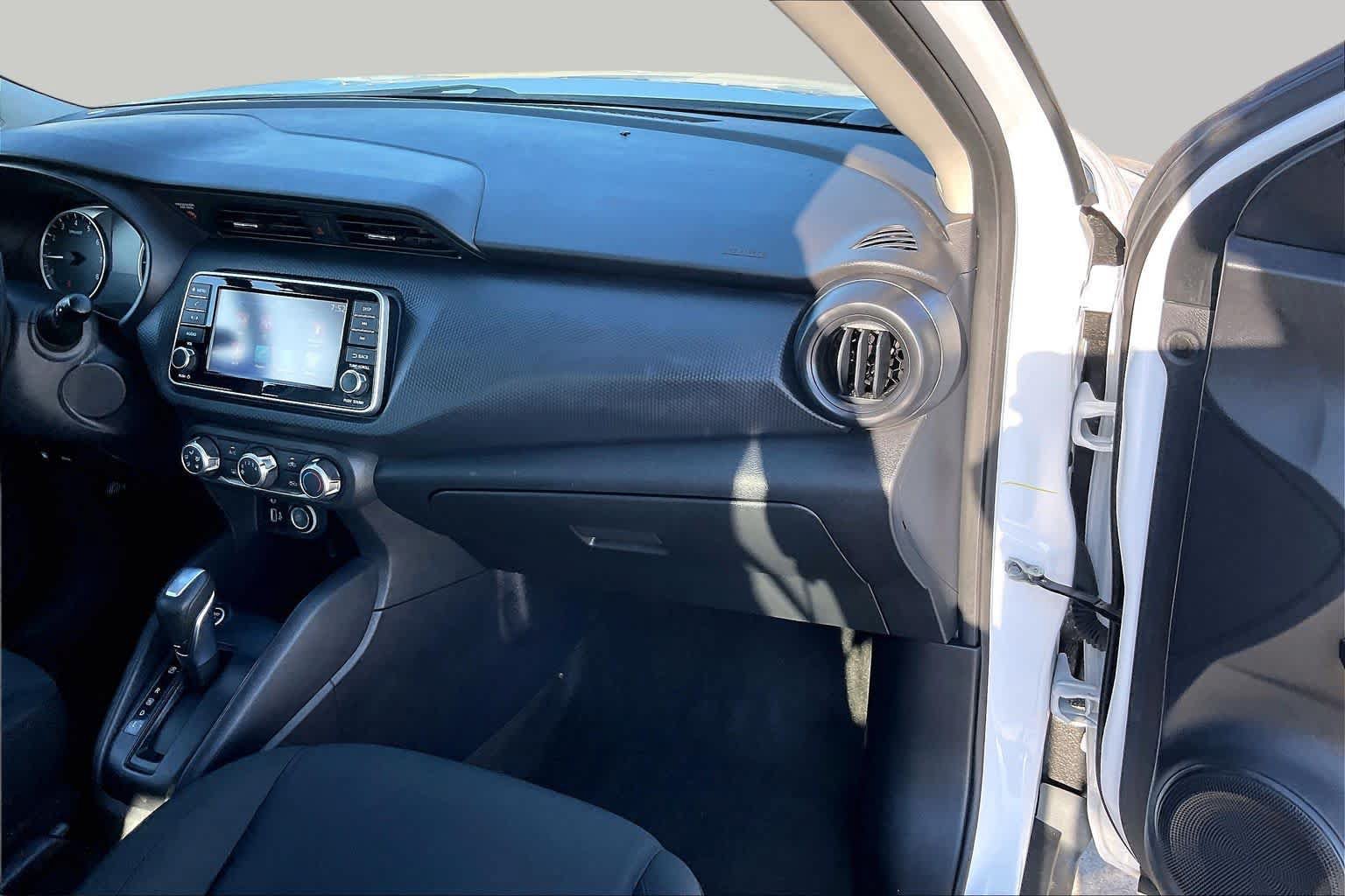 Used 2023 Nissan Kicks S FWD image 17