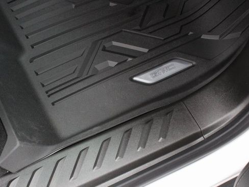 New 2025 GMC Canyon Elevation w/ Convenience Package image 23