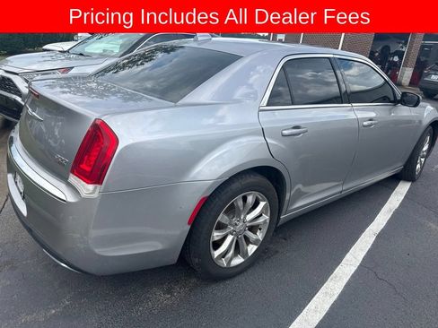 Used 2015 Chrysler 300 Limited w/ Driver Convenience Group AWD/4WD image 3