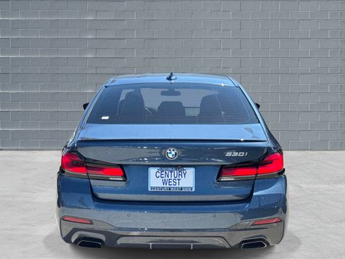 Used 2023 BMW 530i w/ M Sport Package RWD image 4