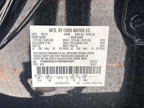 Used 2021 Ford Explorer XLT w/ Class III Trailer Tow Package AWD/4WD image 28