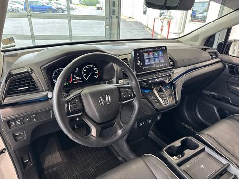 Used 2025 Honda Odyssey Elite image 19