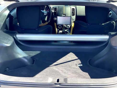 Used 2019 Nissan 370Z Coupe w/ Z34 Heritage Edition - White image 25