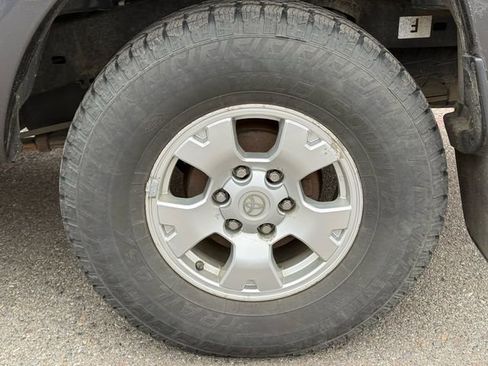 Used 2011 Toyota Tacoma 4x4 Access Cab V6 image 17