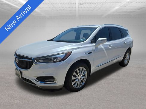 Used 2018 Buick Enclave Premium w/ Experience Buick Package FWD image 1