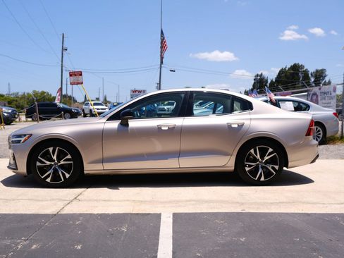 Used 2023 Volvo S60 B5 Core AWD/4WD image 8