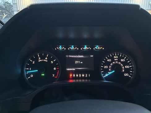 Used 2016 Ford F150 XLT w/ Equipment Group 302A Luxury image 18