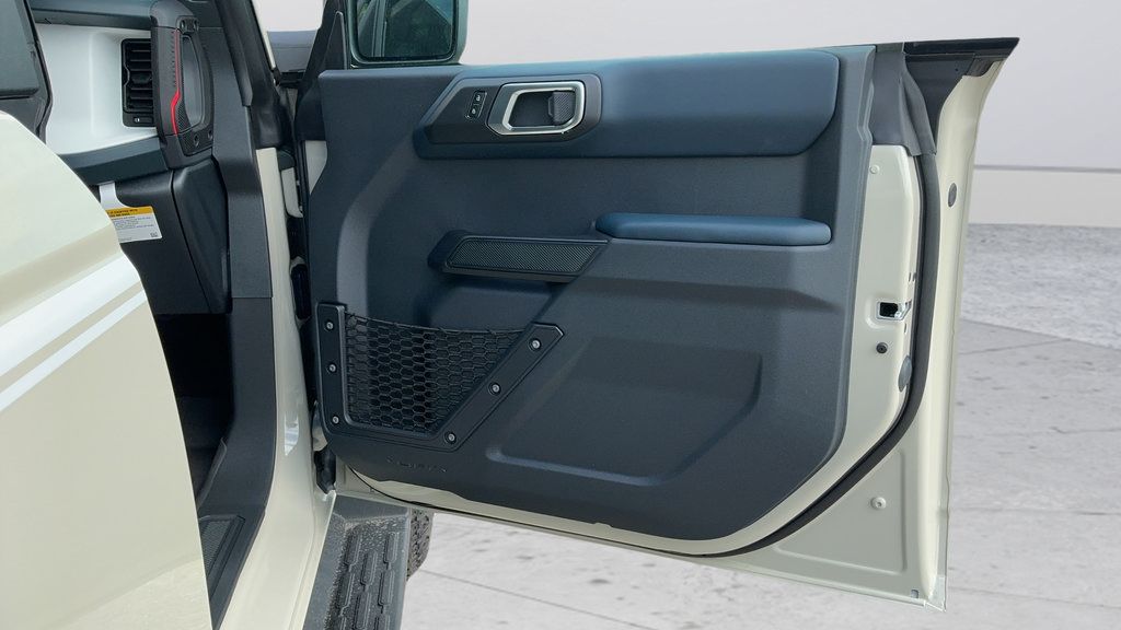 New 2026 Ford Bronco Heritage Edition AWD/4WD image 22