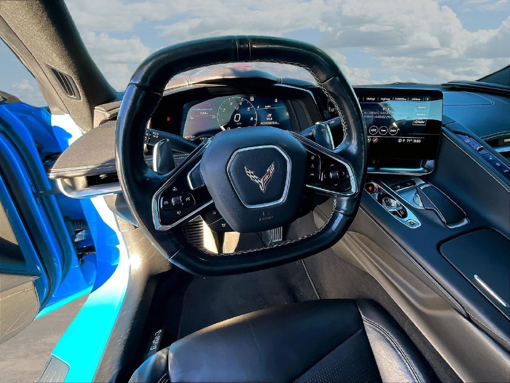 Used 2021 Chevrolet Corvette Stingray Preferred Cpe w/ Z51 Performance Package RWD image 8