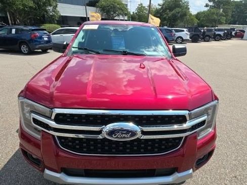 Certified 2025 Ford Ranger XLT w/ Chrome Accent Package RWD image 3