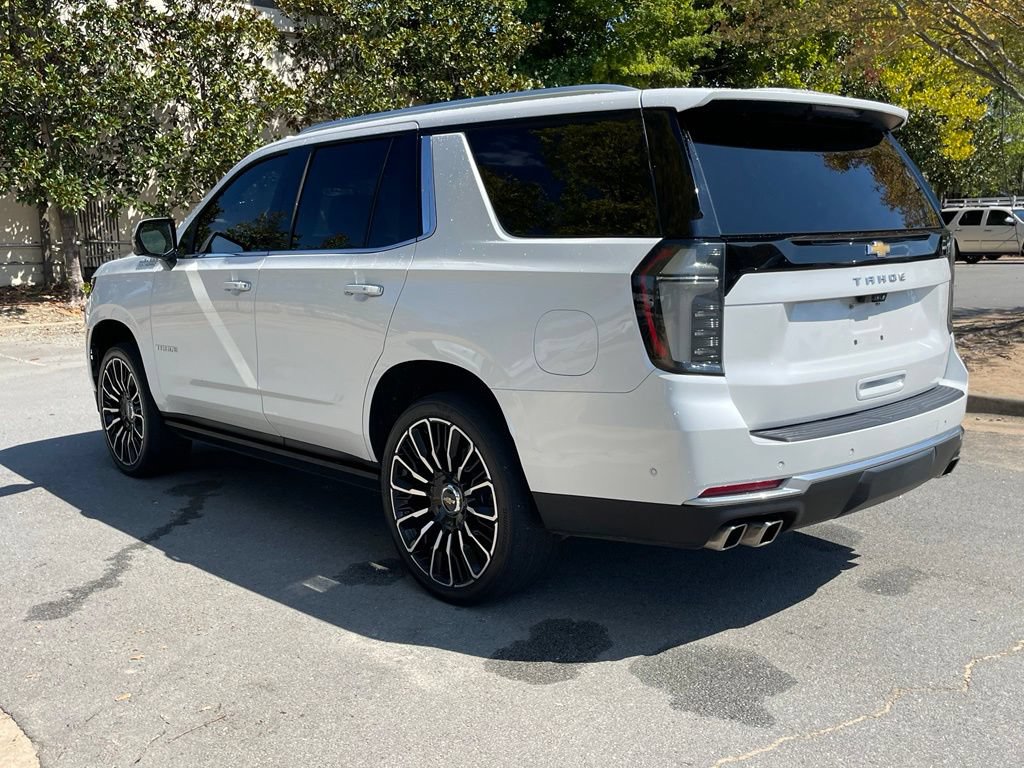 Used 2025 Chevrolet Tahoe High Country AWD/4WD image 5