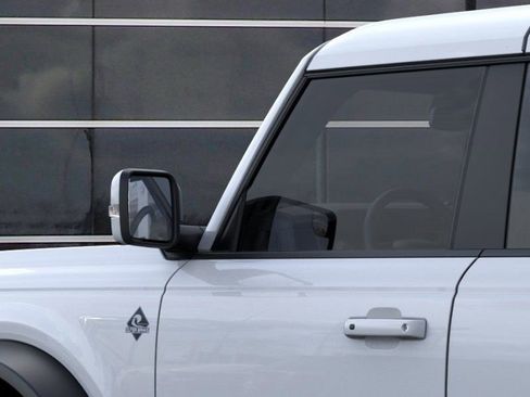 New 2025 Ford Bronco Outer Banks w/ Sasquatch Package image 22