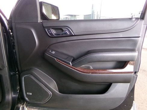 Used 2018 GMC Yukon SLT w/ Open Road Package image 15