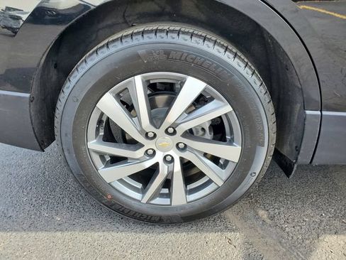 Certified 2024 Chevrolet Equinox LT w/ LPO, Floor Liner Package FWD image 9