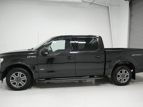 Used 2015 Ford F150 XLT w/ Equipment Group 302A Luxury image 6