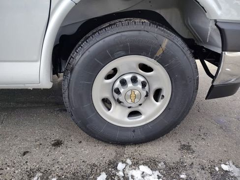 New 2025 Chevrolet Express 2500 w/ Driver Convenience Package image 14