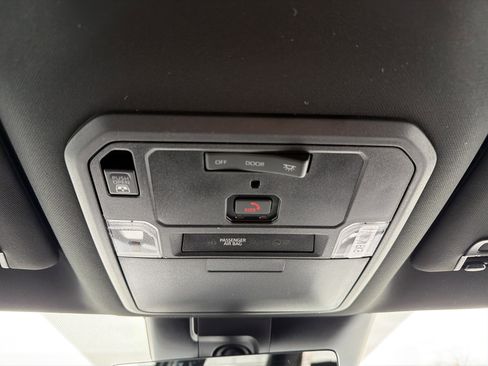 New 2026 Toyota Tundra Limited AWD/4WD image 27