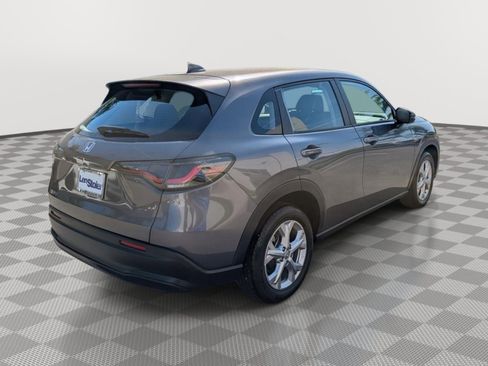 Used 2023 Honda HR-V LX image 5