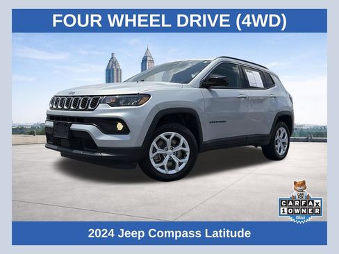 Used 2024 Jeep Compass Latitude AWD/4WD image 1
