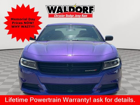 Used 2023 Dodge Charger SXT RWD image 2