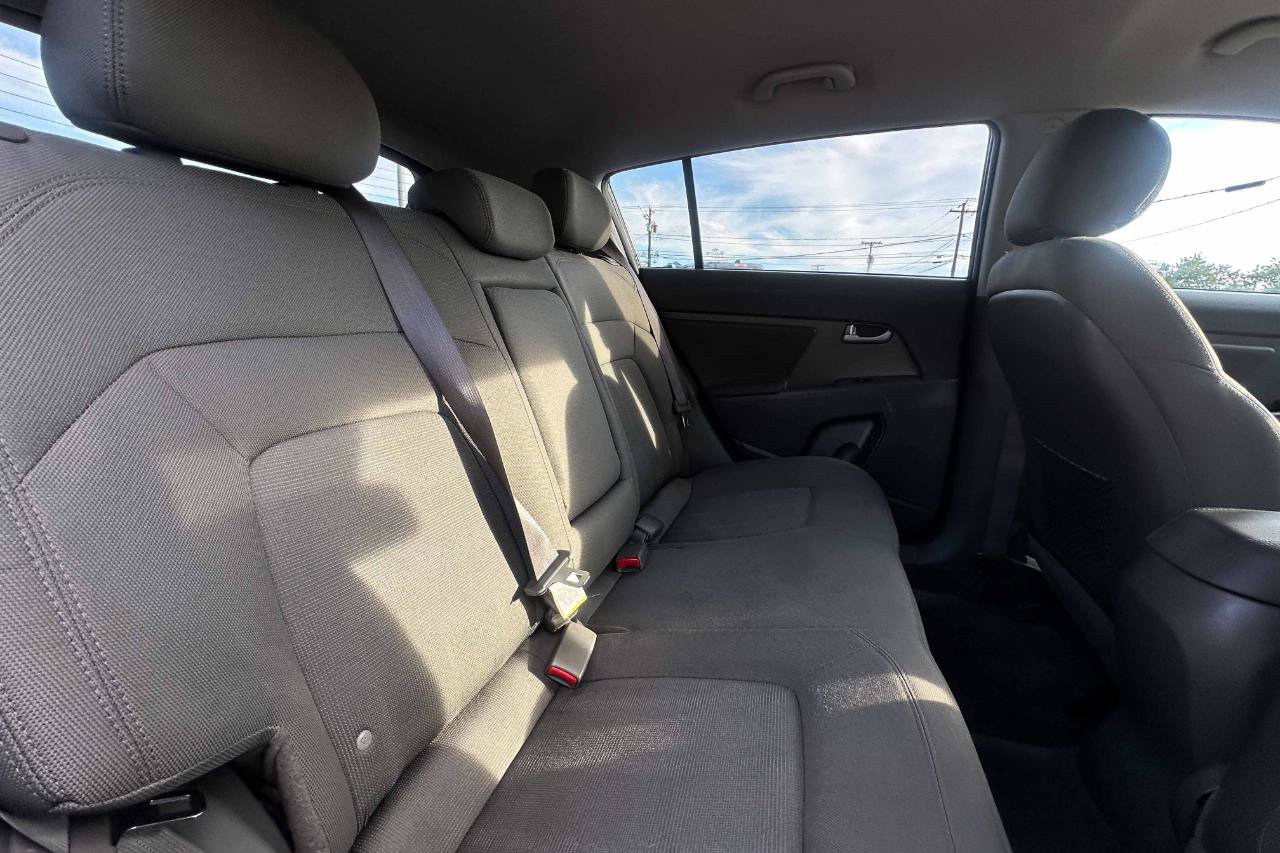 Used 2013 Kia Sportage LX AWD/4WD image 22