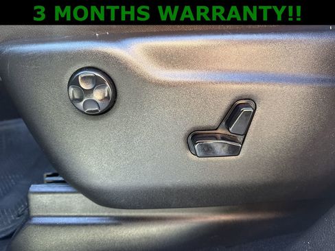 Used 2019 Jeep Grand Cherokee Limited image 13