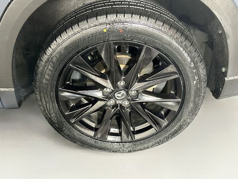 Used 2024 MAZDA CX-5 Carbon Edition image 11