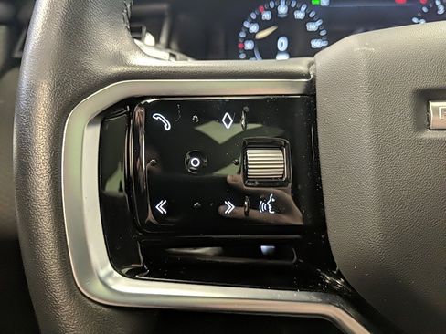 Used 2023 Land Rover Range Rover Velar R-Dynamic S image 18