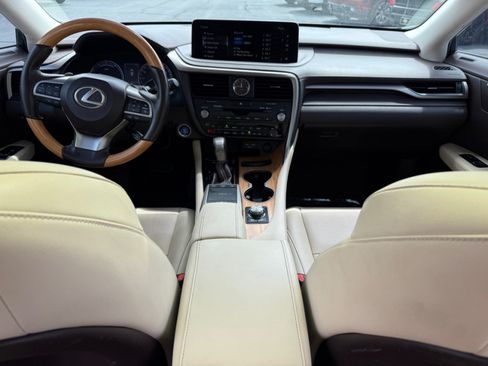 Used 2020 Lexus RX 450hL AWD w/ Premium Package image 11