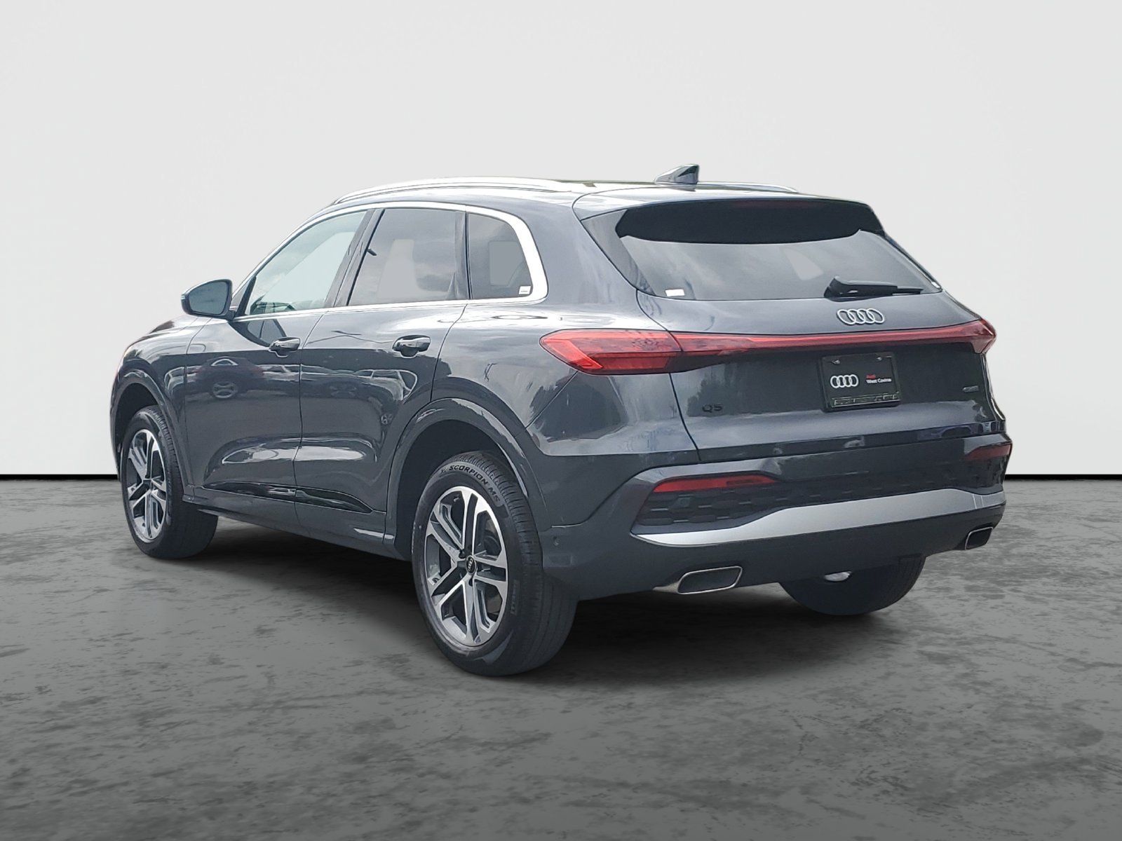 New 2026 Audi Q5 Premium AWD/4WD image 3