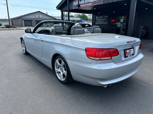 Used 2010 BMW 328i Convertible RWD image 10
