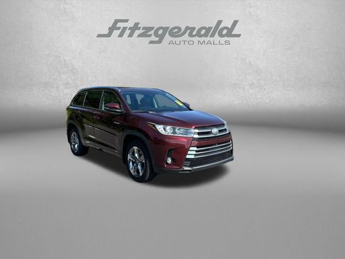 Used 2019 Toyota Highlander Limited Platinum AWD/4WD image 1