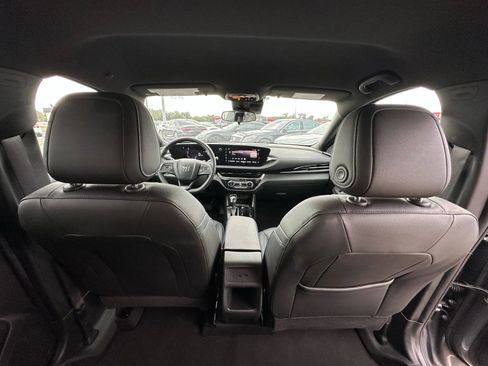 Used 2025 Buick Envista Sport Touring image 15