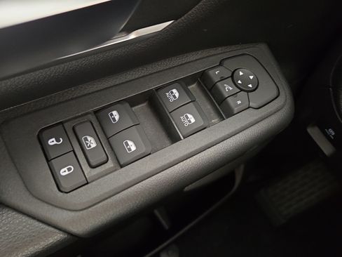 Used 2025 RAM 1500 Big Horn AWD/4WD image 27