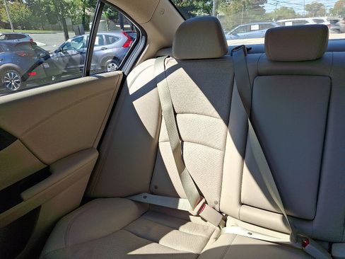Used 2013 Honda Accord EX-L image 18