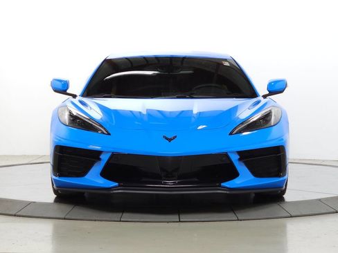Used 2021 Chevrolet Corvette Stingray Preferred Cpe w/ Z51 Performance Package RWD image 2