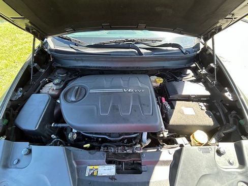 Used 2016 Jeep Cherokee Trailhawk w/ Leather Interior Group AWD/4WD image 12