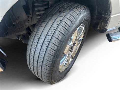 Used 2013 Ford F150 XLT w/ Luxury Equipment Group image 9